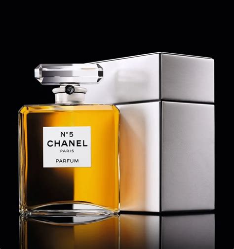 l'extrait chanel|Chanel grand extrait.